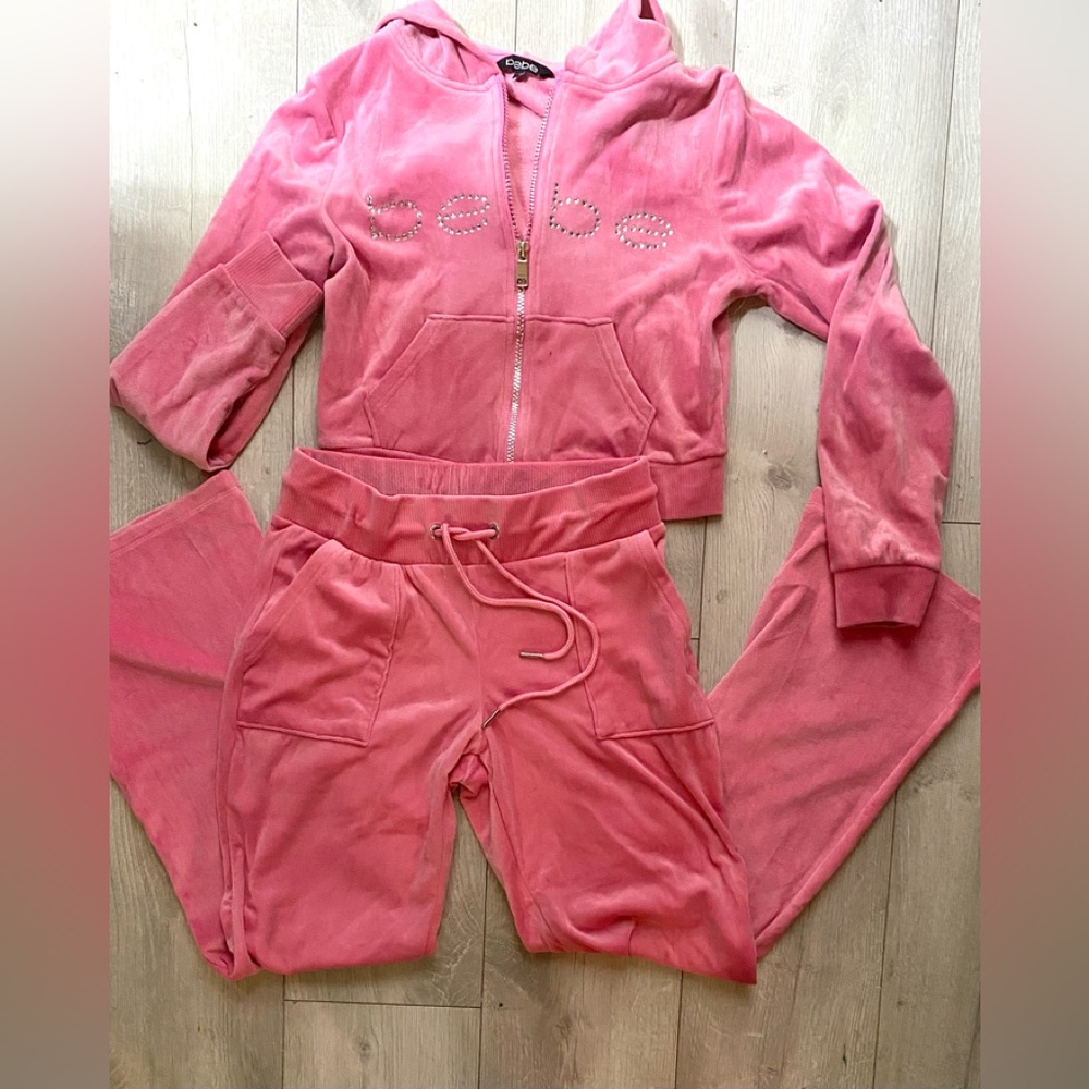 Authentic Barbie Pink Bebe Sweatsuit - Picture 4 of 11